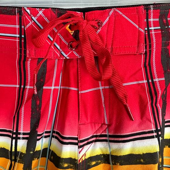 Quiksilver Men’s 30 Cypher Wonderland Board Shorts Stretch Cargo Plaid - Picture 2 of 10